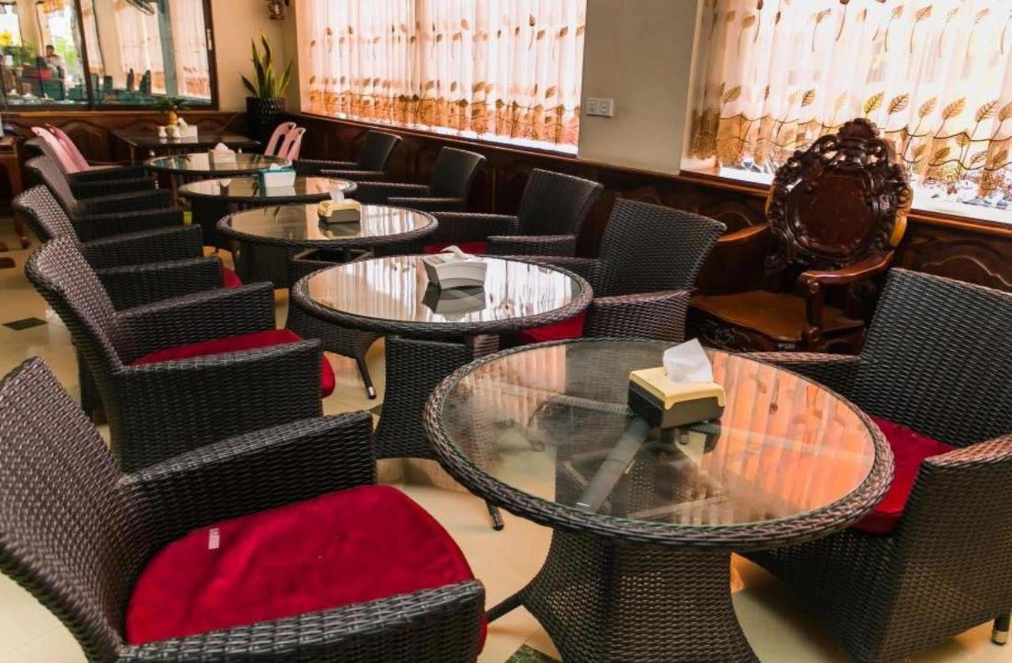 Asia Hotel Battambang Extérieur photo